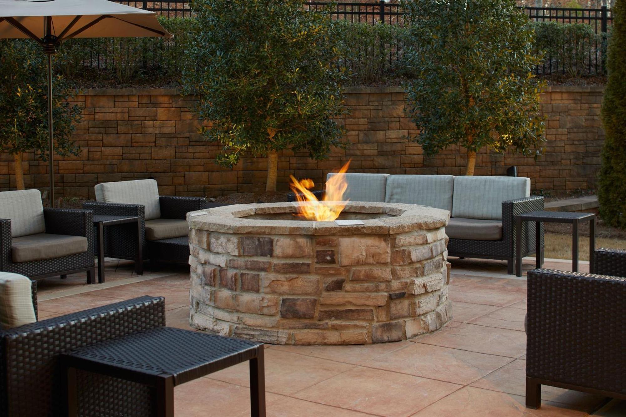 Courtyard By Marriott Atlanta Lithia Springs Hotel Exterior foto